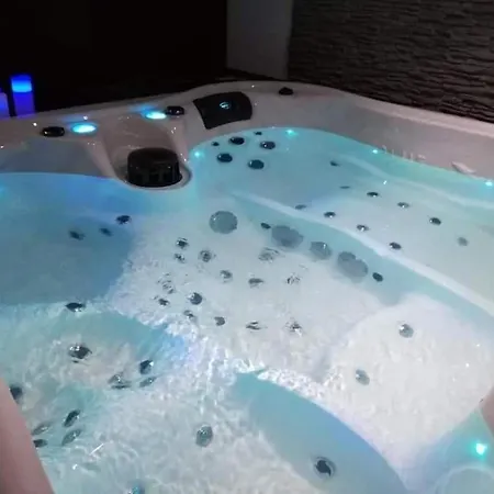 Tatil Evi Le Clos De La Rose Bien Etre Wirwignes